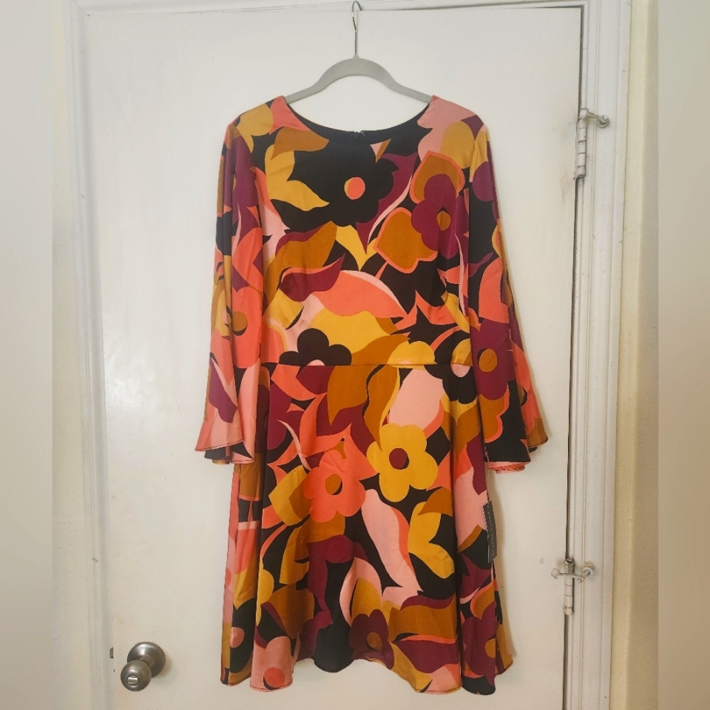 NWT Donna Morgan Dress
